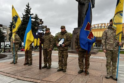 Із 38-річним військовим Володимиром Зимою попрощались у Рівному Із 38-річним військовим Володимиром Зимою попрощались у Рівному