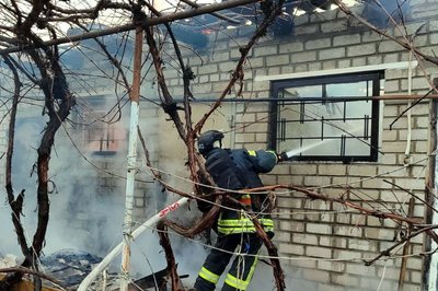 Росіяни атакували Вовчанську громаду на Харківщині: до лікарні доставили постраждалого Росіяни атакували Вовчанську громаду на Харківщині: до лікарні доставили постраждалого