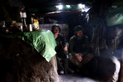 Українські військові на передовій поблизу Кремінної на Луганщині