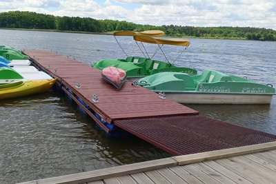 "Ніколи не думала, що зможу сама спускатися до річки": у Гідропарку Житомира будують інклюзивний з'їзд до річки "Ніколи не думала, що зможу сама спускатися до річки": у Гідропарку Житомира будують інклюзивний з'їзд до річки