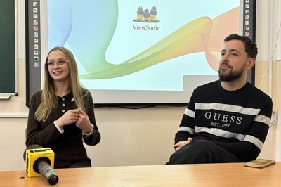 У ліцеї в Житомирі показали короткометражку "Пацики", стрічку представив режисер фільму У ліцеї в Житомирі показали короткометражку "Пацики", стрічку представив режисер фільму
