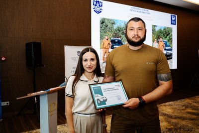 На Одещині школярі та освітяни зібрали понад 115 тонн макулатури на авто для ЗСУ На Одещині школярі та освітяни зібрали понад 115 тонн макулатури на авто для ЗСУ