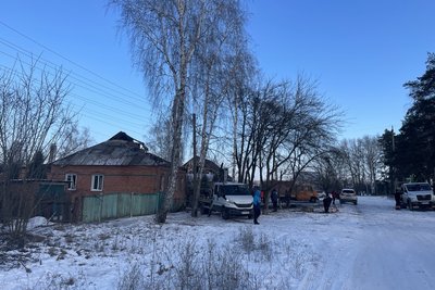 Наслідки обстрілів Сумщини: пошкоджені будинки та поранені, серед них діти Наслідки обстрілів Сумщини: пошкоджені будинки та поранені, серед них діти