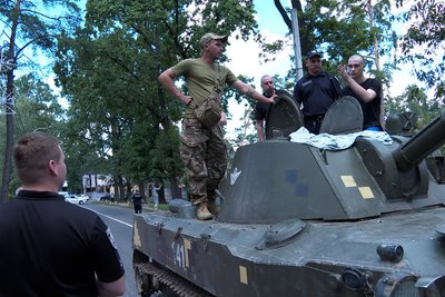 Військовому РФ, який розстріляв охоронця супермаркету в Бучі, повідомили про підозру. Військовому РФ, який розстріляв охоронця супермаркету в Бучі, повідомили про підозру.