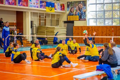 В Житомирі визначили переможців відкритого чемпіонат області з волейболу сидячи В Житомирі визначили переможців відкритого чемпіонат області з волейболу сидячи