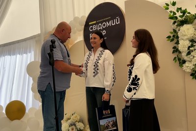У Дубні на Рівненщині нагородили переможців унікального молодіжного проєкту У Дубні на Рівненщині нагородили переможців унікального молодіжного проєкту