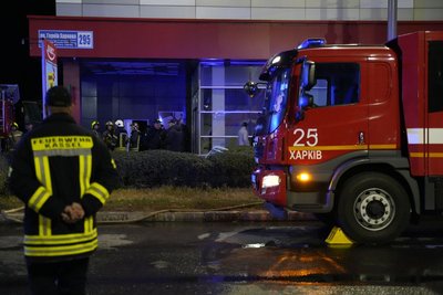 Пожежа у супермаркеті в Індустріальному районі Харкова: рятувальники евакуювали 30 людей Пожежа у супермаркеті в Індустріальному районі Харкова: рятувальники евакуювали 30 людей