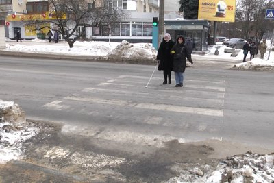 Безбар'єрність Житомира взимку: наскільки місто доступне для маломобільних груп населення Безбар'єрність Житомира взимку: наскільки місто доступне для маломобільних груп населення