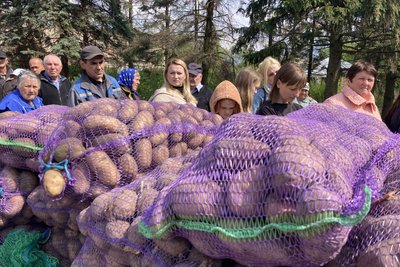 Як живе звільнена рік тому Кутузівка на Харківщині Як живе звільнена рік тому Кутузівка на Харківщині