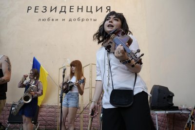Невеличкі концерти та збір коштів для ЗСУ: як у Харкові пройшов День музики Невеличкі концерти та збір коштів для ЗСУ: як у Харкові пройшов День музики