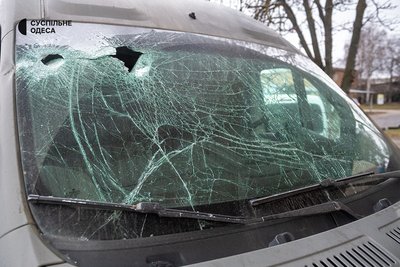 В Одесі через атаку РФ пошкоджено СТО та склад з одягом: фото наслідків В Одесі через атаку РФ пошкоджено СТО та склад з одягом: фото наслідків