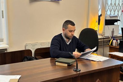 Обвинувачують у виправдовуванні агресії РФ: суд продовжує розгляд справи вчительки з Житомира Обвинувачують у виправдовуванні агресії РФ: суд продовжує розгляд справи вчительки з Житомира