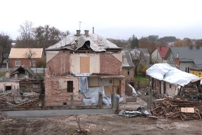 Лапаївка через місяць після обстрілу Лапаївка через місяць після обстрілу
