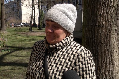 Ліквідація наслідків влучання БпЛА: в Озерному на Житомирщині оцінюють завдану шкоду Ліквідація наслідків влучання БпЛА: в Озерному на Житомирщині оцінюють завдану шкоду