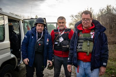 Волонтер "Червоного Хреста" розповів про евакуацію з Куп'янського району Волонтер "Червоного Хреста" розповів про евакуацію з Куп'янського району