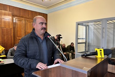 Справа про вбивство Даниїла Бельченка: на суді у Житомирі допитали свідків та досліджували кулю Справа про вбивство Даниїла Бельченка: на суді у Житомирі допитали свідків та досліджували кулю