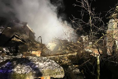 РФ влучила у приватний будинок у Харківському районі ввечері 8 грудня РФ влучила у приватний будинок у Харківському районі ввечері 8 грудня