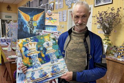 У Глухові відкрилася виставка Миколи Сазонова У Глухові відкрилася виставка Миколи Сазонова