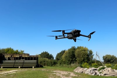 "Запрошуємо людей від 18 до 24 років": інженерна бригада на Рівненщині навчає на операторів дронів "Запрошуємо людей від 18 до 24 років": інженерна бригада на Рівненщині навчає на операторів дронів