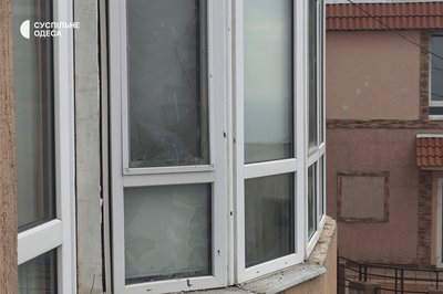Майже всю ніч і ранок Одеса була під атакою: є пошкодження інфраструктури та навчального закладу Майже всю ніч і ранок Одеса була під атакою: є пошкодження інфраструктури та навчального закладу