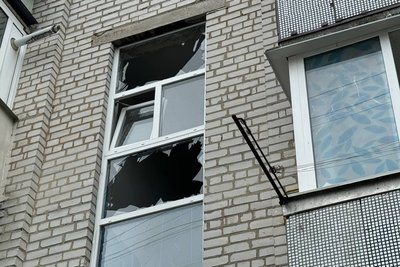 На Житомирщині жителі постраждалого від атаки РФ селища збирають підписи про відкликання місцевих депутатів На Житомирщині жителі постраждалого від атаки РФ селища збирають підписи про відкликання місцевих депутатів