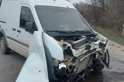 На Вінниччині зіткнулися два автомобілі: один з водїв загинув На Вінниччині зіткнулися два автомобілі: один з водїв загинув