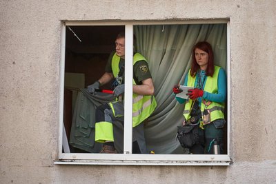 Вибиті внаслідок влучань по Харкову вікна Вибиті внаслідок влучань по Харкову вікна