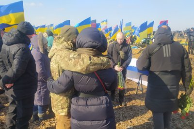 У Харкові поховали нацгвардійця та бойового медика У Харкові поховали нацгвардійця та бойового медика