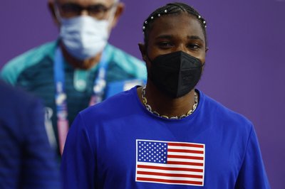 Американський спринтер Ноа Лайлс виграв "бронзу" Олімпійських ігор, будучи хворим на COVID-19: як йому це вдалося Американський спринтер Ноа Лайлс виграв "бронзу" Олімпійських ігор, будучи хворим на COVID-19: як йому це вдалося