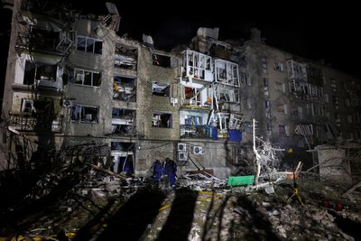 Зруйнований ракетою РФ будинок у Покровську, 7 серпня 2023 року Зруйнований ракетою РФ будинок у Покровську, 7 серпня 2023 року