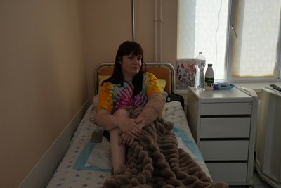 "Я кричала, щоб мене врятували". Розповіді поранених після ракетної атаки на центр Сум "Я кричала, щоб мене врятували". Розповіді поранених після ракетної атаки на центр Сум