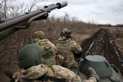 Бійці 93-ї окремої механізованої бригади на Бахмутському напрямку Бійці 93-ї окремої механізованої бригади на Бахмутському напрямку