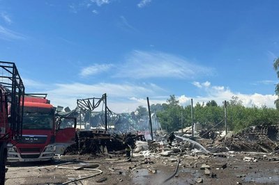 Росіяни завдали ракетного удару по цивільному підприємству у Дергачах Росіяни завдали ракетного удару по цивільному підприємству у Дергачах
