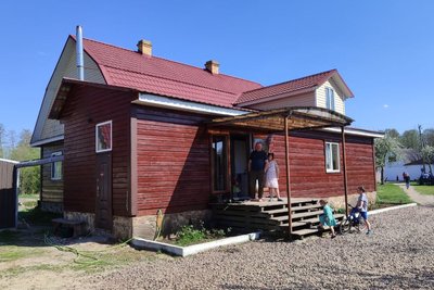"Багато людей в Європу виїхали, а ми відбудовуємо Україну тут": родина Волошків з Житомирщини виховала 13 дітей "Багато людей в Європу виїхали, а ми відбудовуємо Україну тут": родина Волошків з Житомирщини виховала 13 дітей