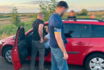 У ЄС через Білорусь: лучанина і двох волинянок підозрюють у переправленні чоловіків за кордон У ЄС через Білорусь: лучанина і двох волинянок підозрюють у переправленні чоловіків за кордон
