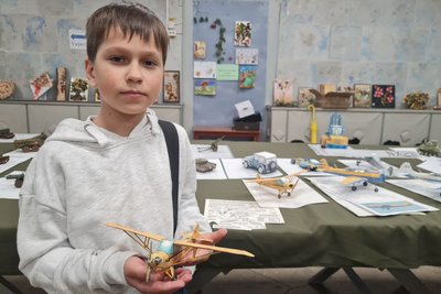 На Житомирщині відбулася виставка моделей військової техніки