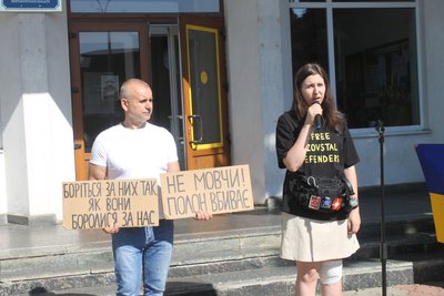 «Пам’ятаємо. Чекаємо. Боремося»: в Олевській громаді вперше провели акцію на підтримку безвісти зниклих та полонених «Пам’ятаємо. Чекаємо. Боремося»: в Олевській громаді вперше провели акцію на підтримку безвісти зниклих та полонених