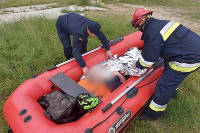 На Житомирщині зі скелі впала і травмувалася жінка — знадобилася допомога рятувальників На Житомирщині зі скелі впала і травмувалася жінка — знадобилася допомога рятувальників