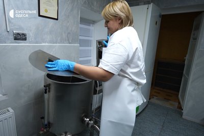 Продали машину, купили корів та відкрили сироварню: як подружжя з Одещини розвиває свою справу під час війни Продали машину, купили корів та відкрили сироварню: як подружжя з Одещини розвиває свою справу під час війни