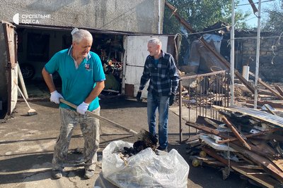 Одесу другу ніч поспіль атакують дрони: фото наслідків і розповіді очевидців Одесу другу ніч поспіль атакують дрони: фото наслідків і розповіді очевидців