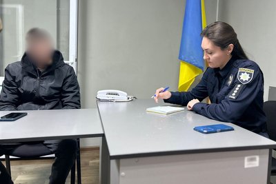 Жителя Житомирщини обвинувачують у підпалі сільради та теракті на замовлення РФ Жителя Житомирщини обвинувачують у підпалі сільради та теракті на замовлення РФ