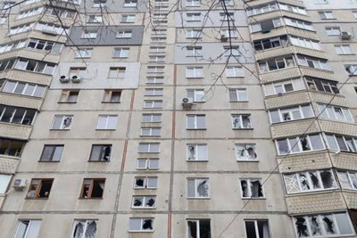 Вибиті після влучання російського БпЛА вікна, Холодногірський район Харкова, 25 березня 2026 року Вибиті після влучання російського БпЛА вікна, Холодногірський район Харкова, 25 березня 2026 року