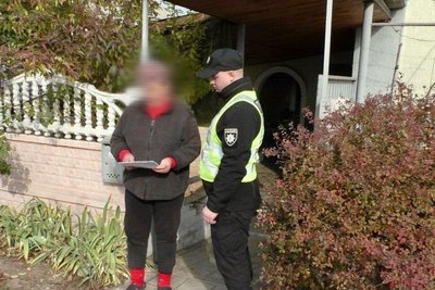Справа про шахрайство з "єВідновленням" на Ізюмщині: суд виніс вирок двом реєстраторкам та пенсіонерці Справа про шахрайство з "єВідновленням" на Ізюмщині: суд виніс вирок двом реєстраторкам та пенсіонерці