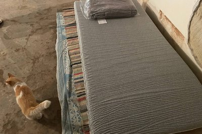 У Миколаєві жителі багатоповерхівок власноруч облаштовують укриття У Миколаєві жителі багатоповерхівок власноруч облаштовують укриття