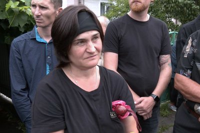 На Волині попрощалися з полеглим добровольцем і багатодітним батьком Романом Печерським На Волині попрощалися з полеглим добровольцем і багатодітним батьком Романом Печерським