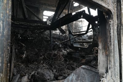 Безпілотник вдарив по автостоянці у Сумах Безпілотник вдарив по автостоянці у Сумах