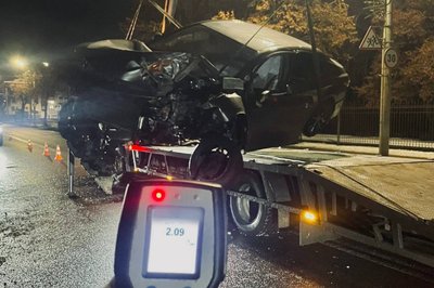 У Луцьку нетверезий водій врізався в бетонну опору У Луцьку нетверезий водій врізався в бетонну опору