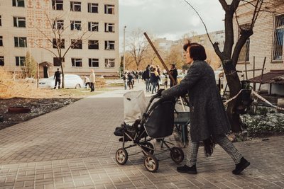 Російські дрони атакували житлові квартали Сум. Репортаж з місця влучань