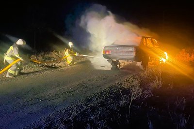 Під час пожежі в Миколаєві вогнеборці врятували трьох людей, ще 10 мешканців будинку евакуювали Під час пожежі в Миколаєві вогнеборці врятували трьох людей, ще 10 мешканців будинку евакуювали
