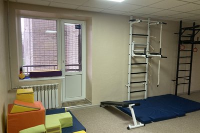 Спортзал у гуртожитку в Харкові, квітень 2026 року Спортзал у гуртожитку в Харкові, квітень 2026 року